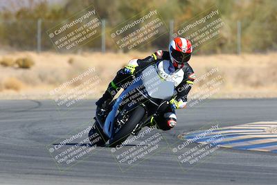 media/Jan-09-2022-SoCal Trackdays (Sun) [[2b1fec8404]]/Turn 6 (1035am)/